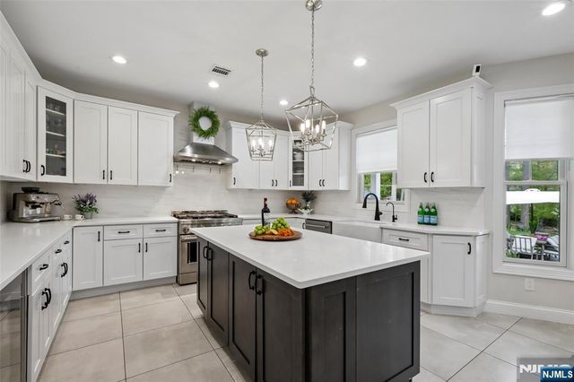 540 Helena Avenue, Wyckoff, NJ 07481