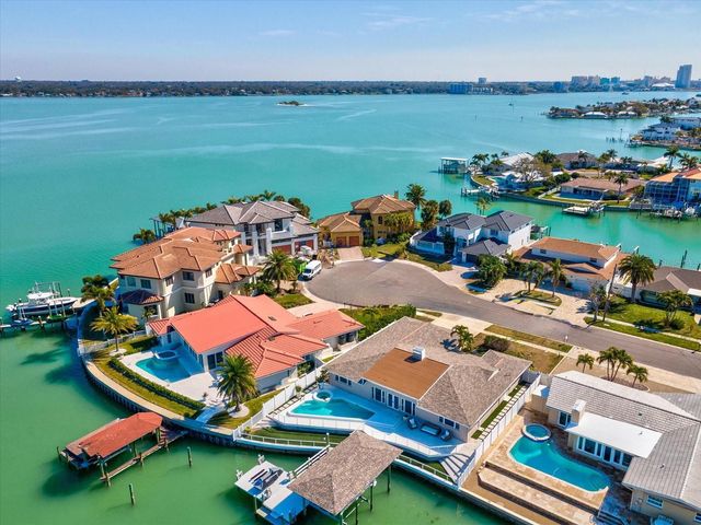 450 PALM ISLAND NE, Clearwater Beach, FL 33767