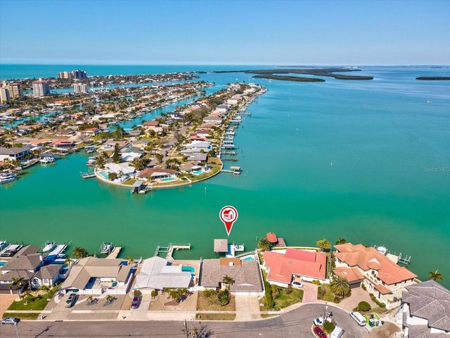 450 PALM ISLAND NE, Clearwater Beach, FL 33767