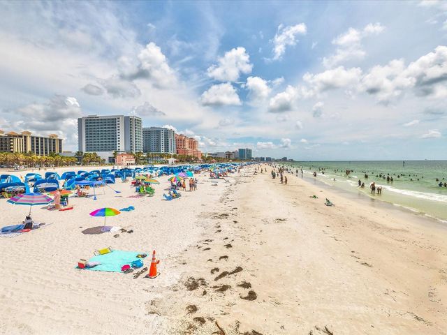 450 PALM ISLAND NE, Clearwater Beach, FL 33767