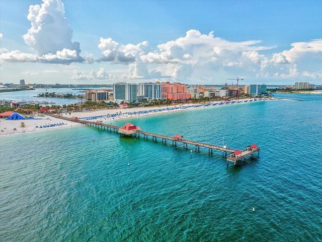 450 PALM ISLAND NE, Clearwater Beach, FL 33767