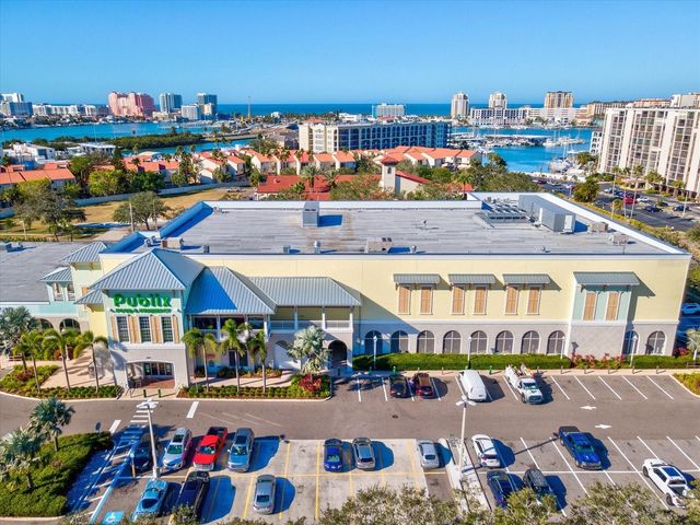 450 PALM ISLAND NE, Clearwater Beach, FL 33767