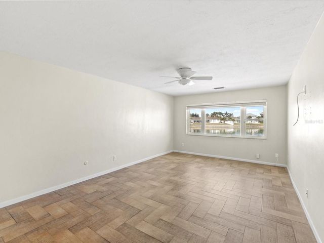 450 PALM ISLAND NE, Clearwater Beach, FL 33767