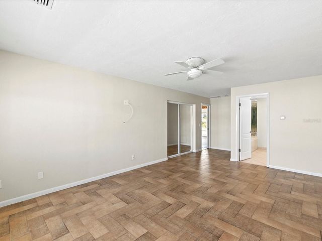 450 PALM ISLAND NE, Clearwater Beach, FL 33767