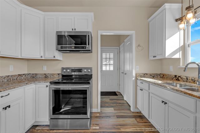 4224 Alternate 75 Highway, Beggs, OK 74421