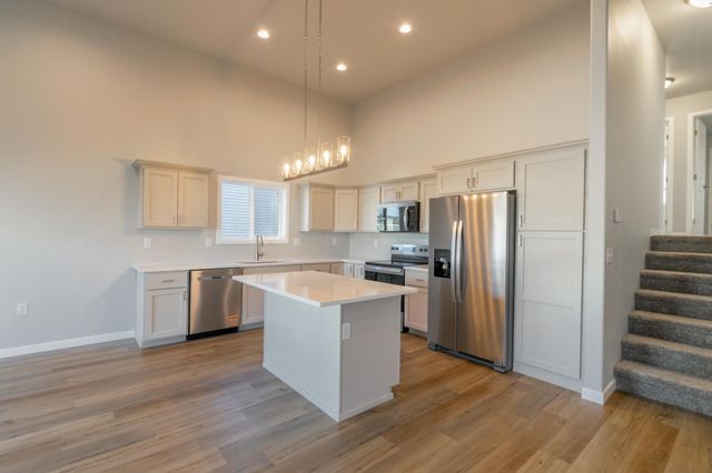 1287 Marlys Drive W, West Fargo, ND 58078