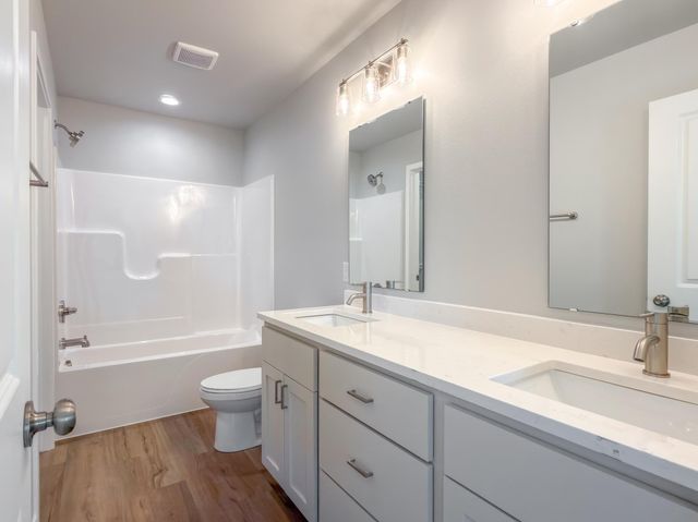 1287 Marlys Drive W, West Fargo, ND 58078