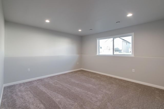 1287 Marlys Drive W, West Fargo, ND 58078