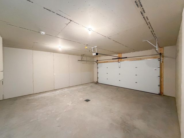 1287 Marlys Drive W, West Fargo, ND 58078