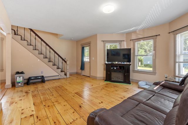 374 Front Street, Winchendon, MA 01475
