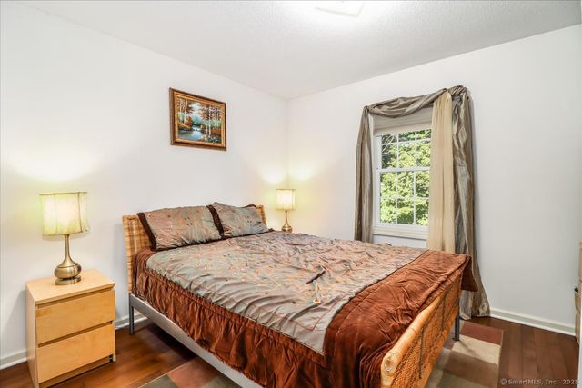 17 Olde Village Circle 17, Wallingford, CT 06492