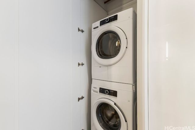 987 Queen Street 3605, Honolulu, HI 96814