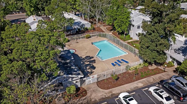 3661 Gold Creek Ln, Sacramento, CA 95827