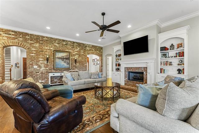 4122 Oleander Drive, Lake Charles, LA 70605