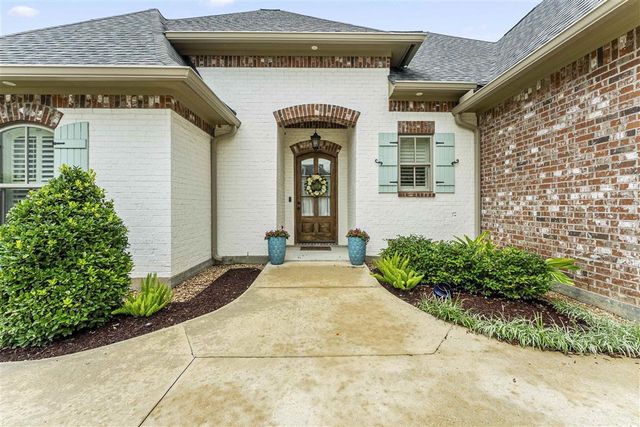 4122 Oleander Drive, Lake Charles, LA 70605