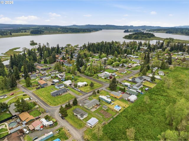 123 SANDRA Rd, Silver Lake, WA 98645