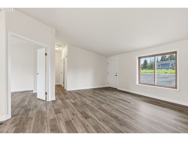 123 SANDRA Rd, Silver Lake, WA 98645