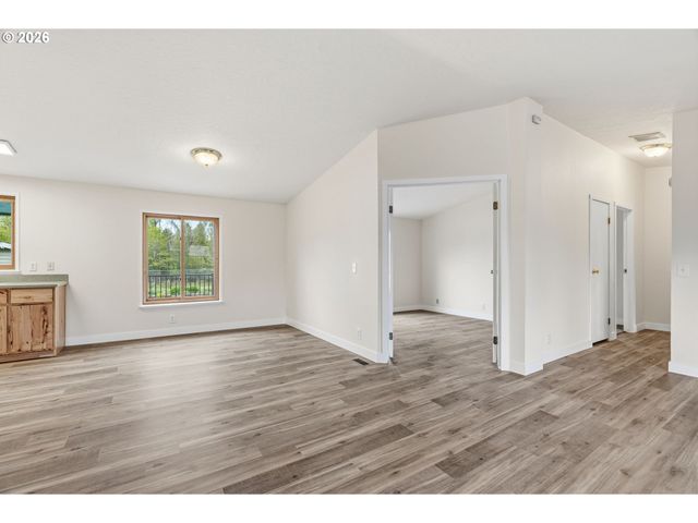 123 SANDRA Rd, Silver Lake, WA 98645