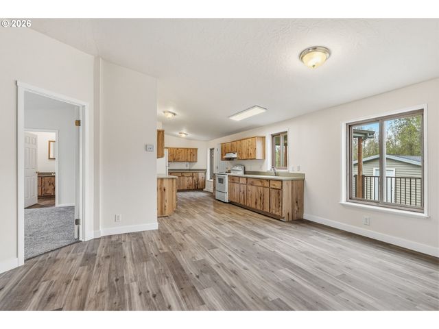 123 SANDRA Rd, Silver Lake, WA 98645