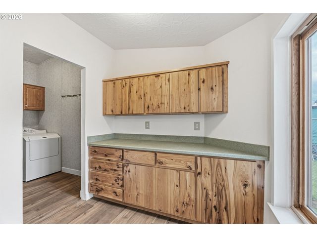 123 SANDRA Rd, Silver Lake, WA 98645