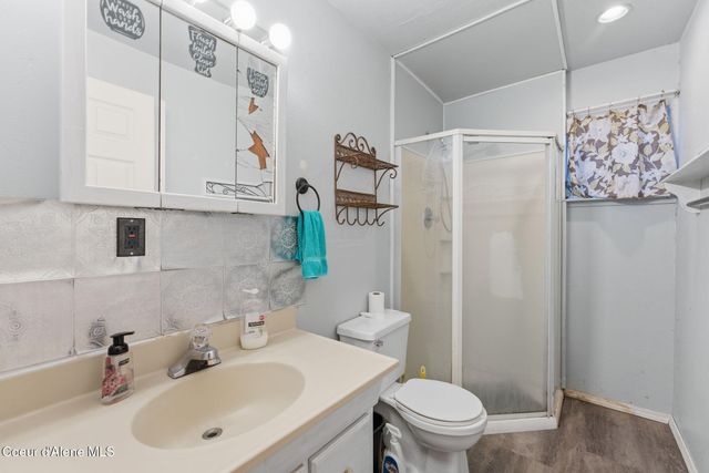 15707 N RANCH VALLEY RD, Rathdrum, ID 83858