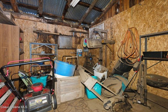 15707 N RANCH VALLEY RD, Rathdrum, ID 83858