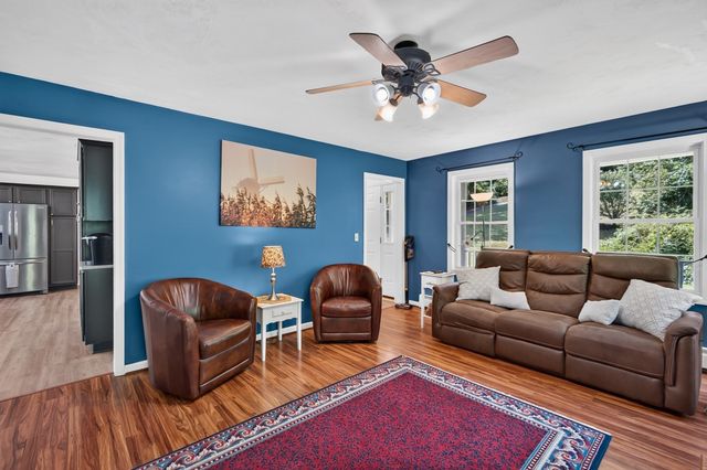 1036 Pleasant Street, Leominster, MA 01453