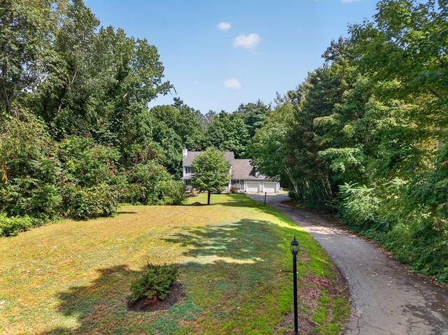 1036 Pleasant Street, Leominster, MA 01453