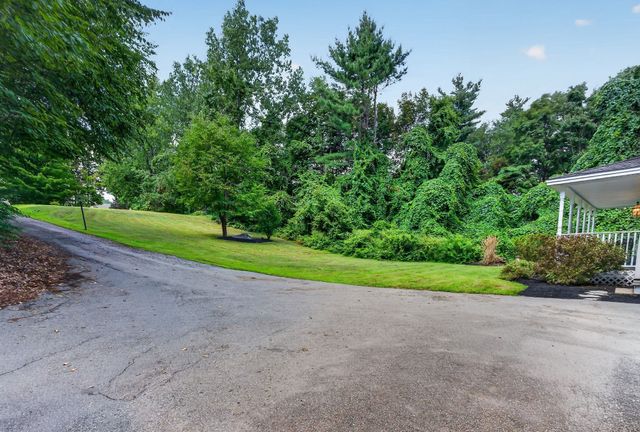 1036 Pleasant Street, Leominster, MA 01453