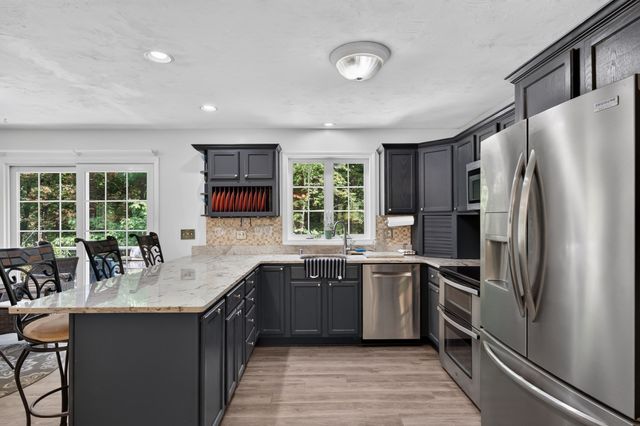 1036 Pleasant Street, Leominster, MA 01453