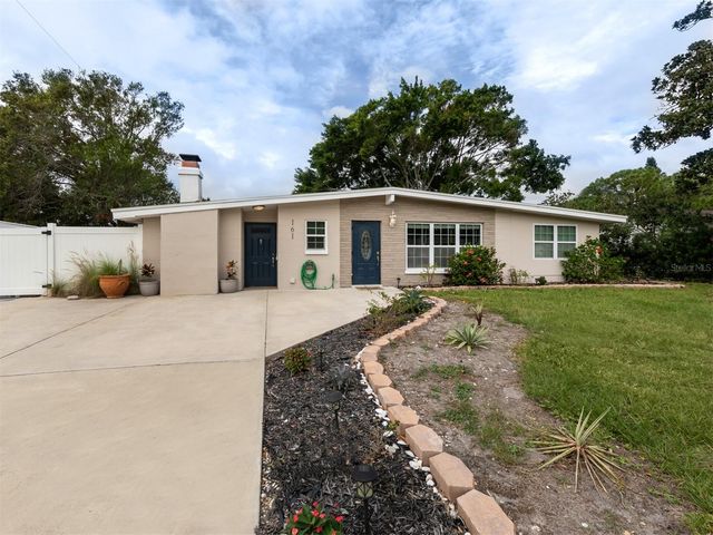 161 SUNTAN AVENUE, Sarasota, FL 34237