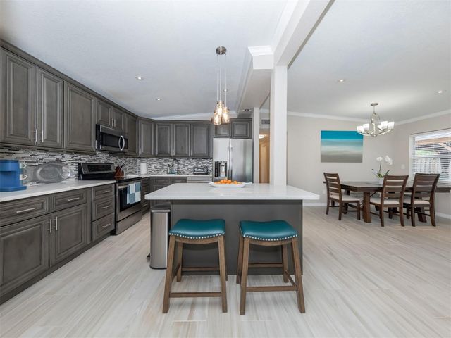 161 SUNTAN AVENUE, Sarasota, FL 34237