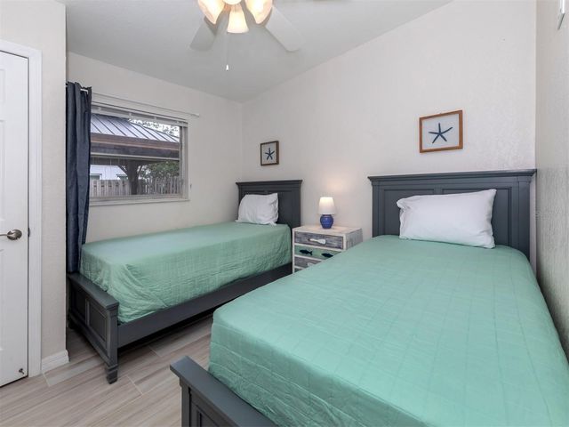 161 SUNTAN AVENUE, Sarasota, FL 34237