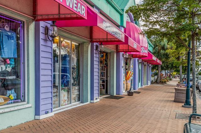 161 SUNTAN AVENUE, Sarasota, FL 34237