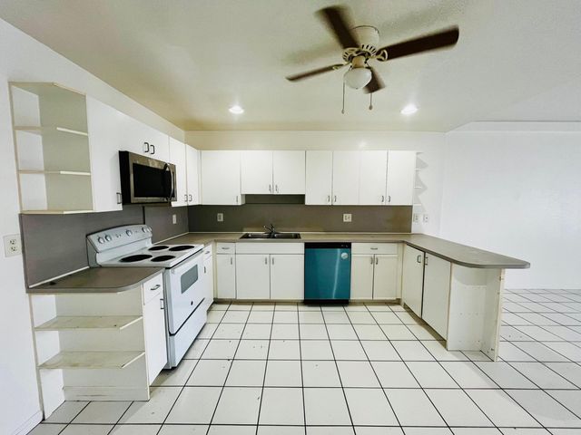 13707 Yarmouth Court, Wellington, FL 33414