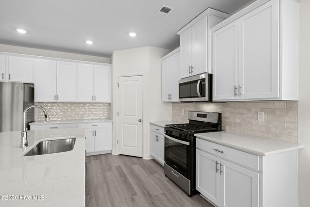 4142 Generations Circle NW, Ash, NC 28420