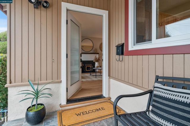 3141 Deseret Dr, Richmond, CA 94803