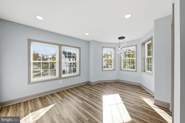 233 CHESTNUT ST, Mount Holly, NJ 08060