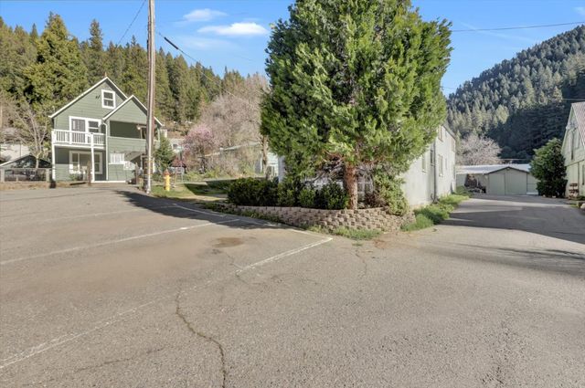 402 Main St, Downieville, CA 95936