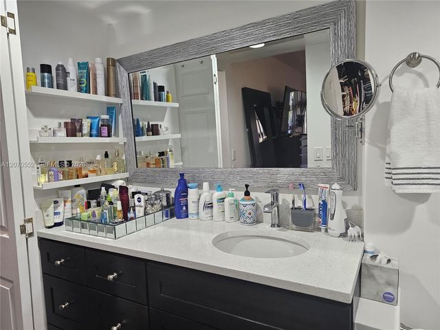20160 NE 3rd Court 8, Miami, FL 33179