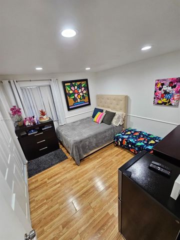 20160 NE 3rd Court 8, Miami, FL 33179