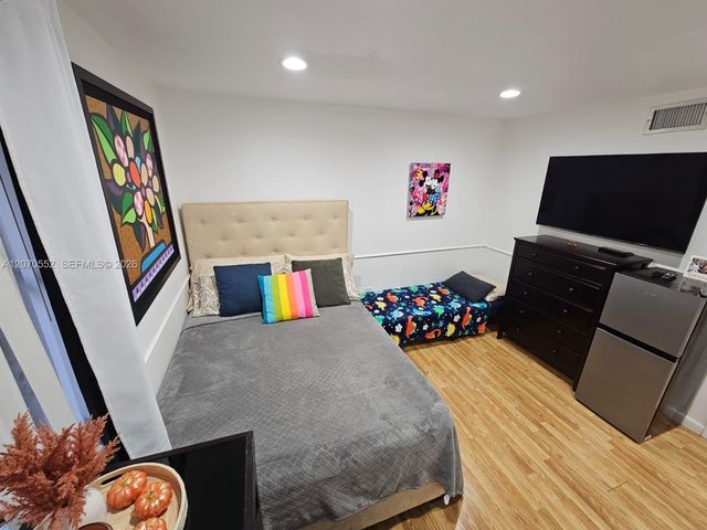 20160 NE 3rd Court 8, Miami, FL 33179