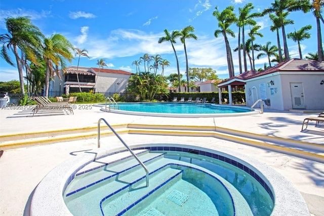 20160 NE 3rd Court 8, Miami, FL 33179