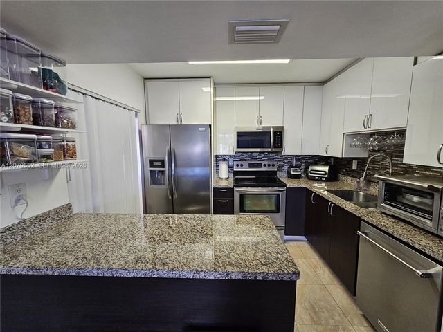20160 NE 3rd Court 8, Miami, FL 33179