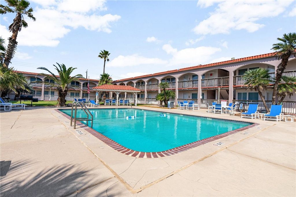15005 Windward Dr 110, Corpus Christi, TX 78418