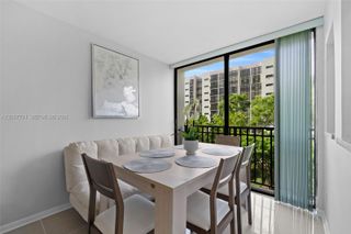 17021 N Bay Road 425, Sunny Isles Beach, FL 33160