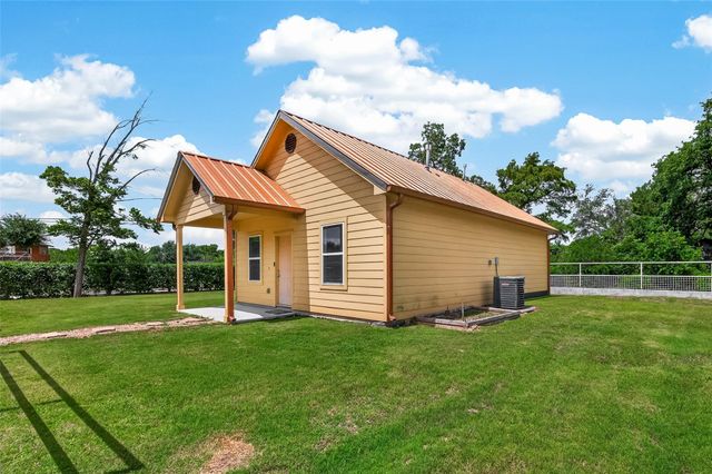 5220 Simsbrook Drive, Houston, TX 77045