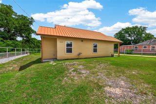 5220 Simsbrook Drive, Houston, TX 77045