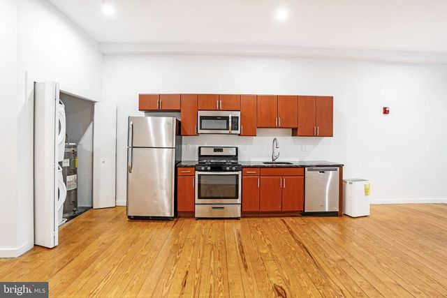1844 N FRONT ST, Philadelphia, PA 19122