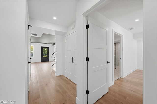 4232 Brookway Lane, Brooklyn, OH 44144